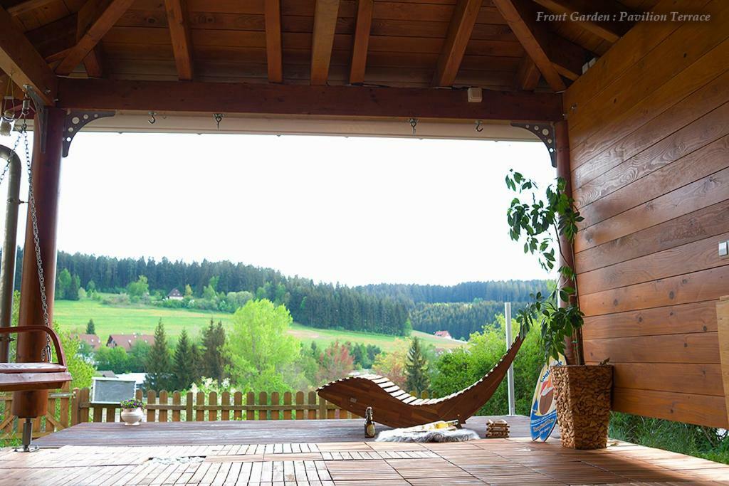 Entire House In Schwarzwald With Mountain View, Private Gym,Sauna And Garden Villa Unterkirnach Buitenkant foto